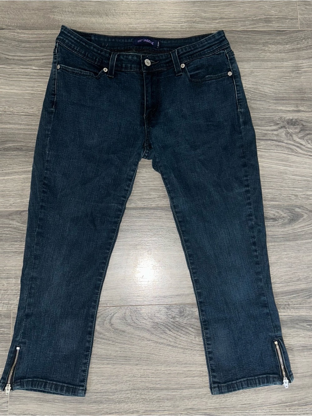 Levi's Women's Dark Blue Cropped Ankle Jeans with Zippers